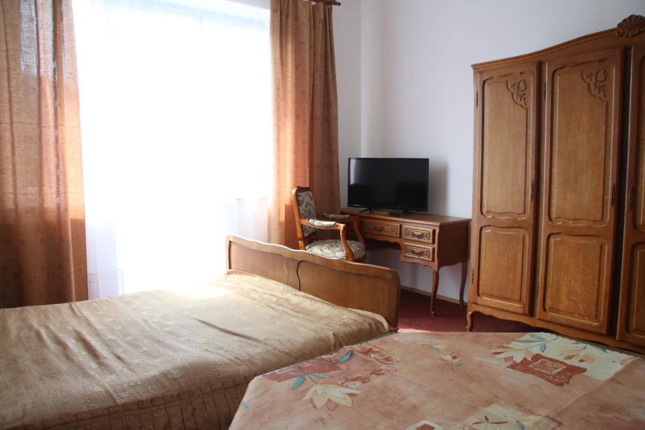 Domy Wczasowe Tryumfy Bed & Breakfast กรินีซา ดรอยจ์ ภายนอก รูปภาพ
