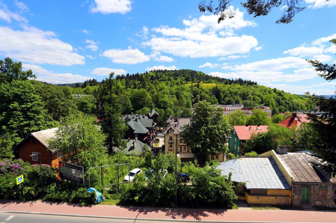 Domy Wczasowe Tryumfy Bed & Breakfast กรินีซา ดรอยจ์ ภายนอก รูปภาพ