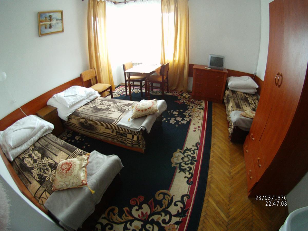 Domy Wczasowe Tryumfy Bed & Breakfast กรินีซา ดรอยจ์ ภายนอก รูปภาพ